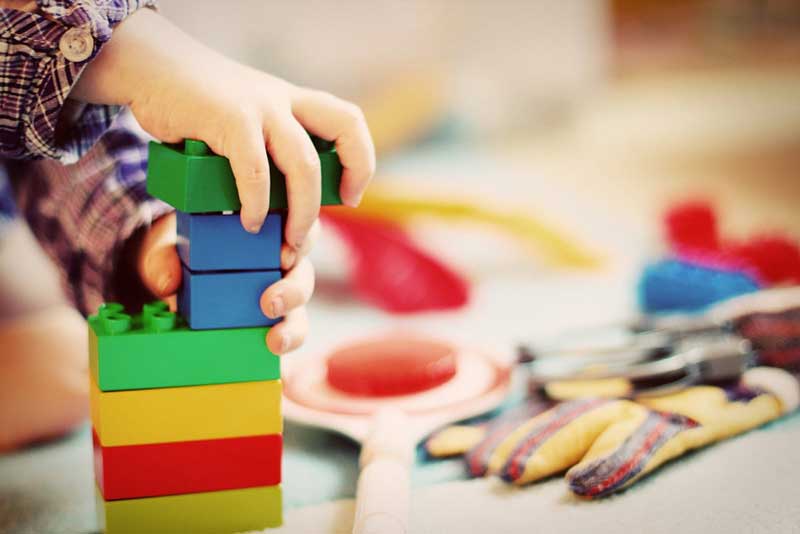 Los mejores juguetes reciclados para niños que podrás hacer en casa